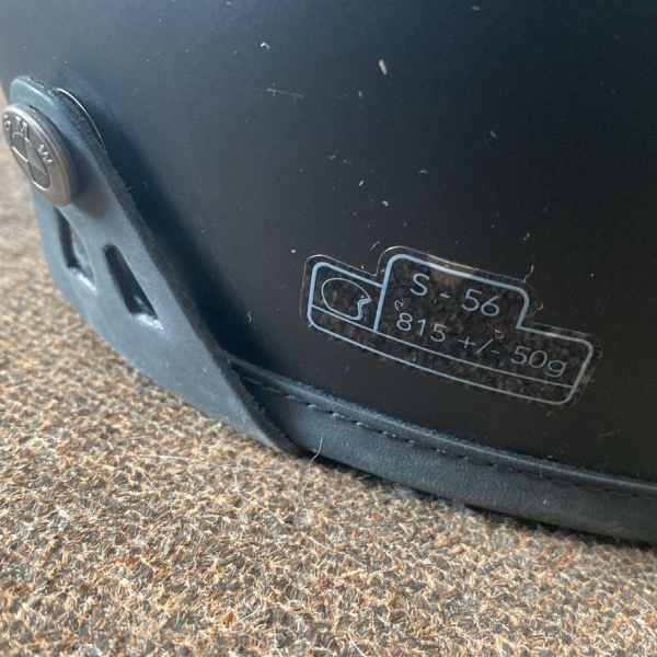 CASCO BOWLER NEGRO S -56 815+/- 50G
